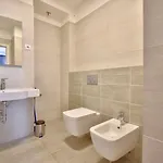 Lägenhet Modern With 2 Bedrooms Near Arena *