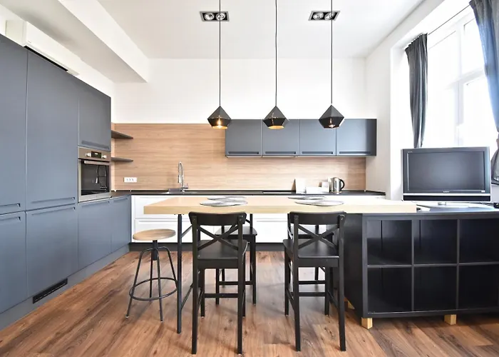 Modern With 2 Bedrooms Near Arena Apartman Pula