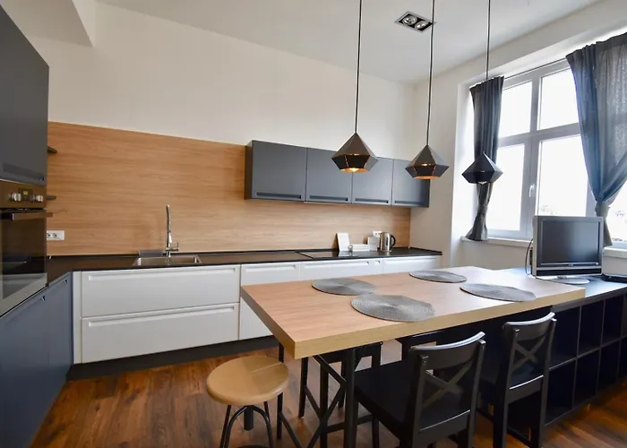 Modern With 2 Bedrooms Near Arena Apartman Pula