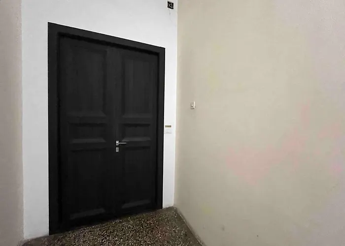 Apartman Modern With 2 Bedrooms Near Arena *